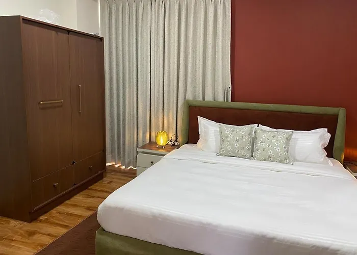Modern With Projector And Kitchen アパート